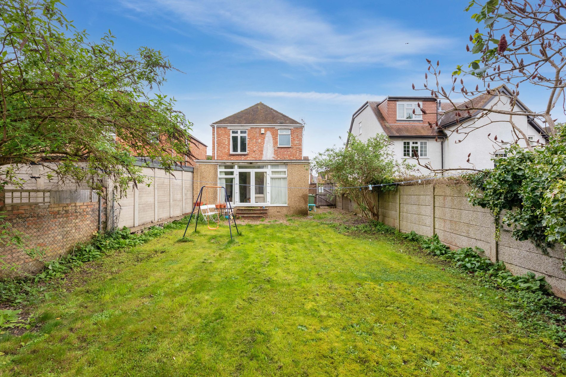 3 bed detached house for sale in Forlease Road, Maidenhead  - Property Image 2