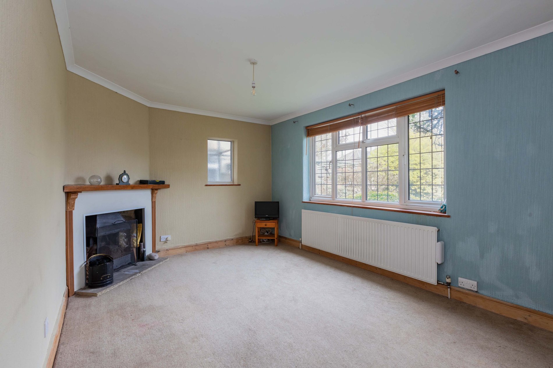 3 bed detached house for sale in Chestnut Avenue, Langley  - Property Image 2