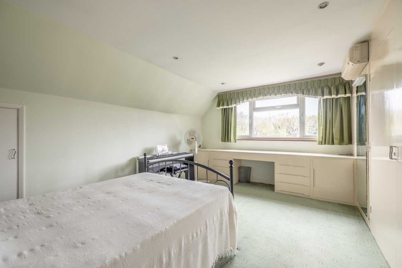 6 bed detached house for sale in Farnham Lane, Farnham Royal  - Property Image 22
