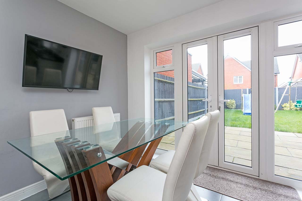 3 bed semi-detached house for sale in Boxall Way, Langley  - Property Image 7