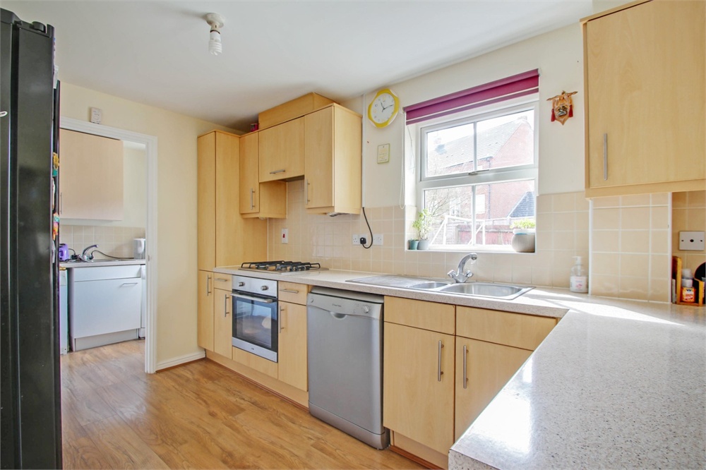 4 bed end of terrace house to rent in Olivia Drive, Langley  - Property Image 5