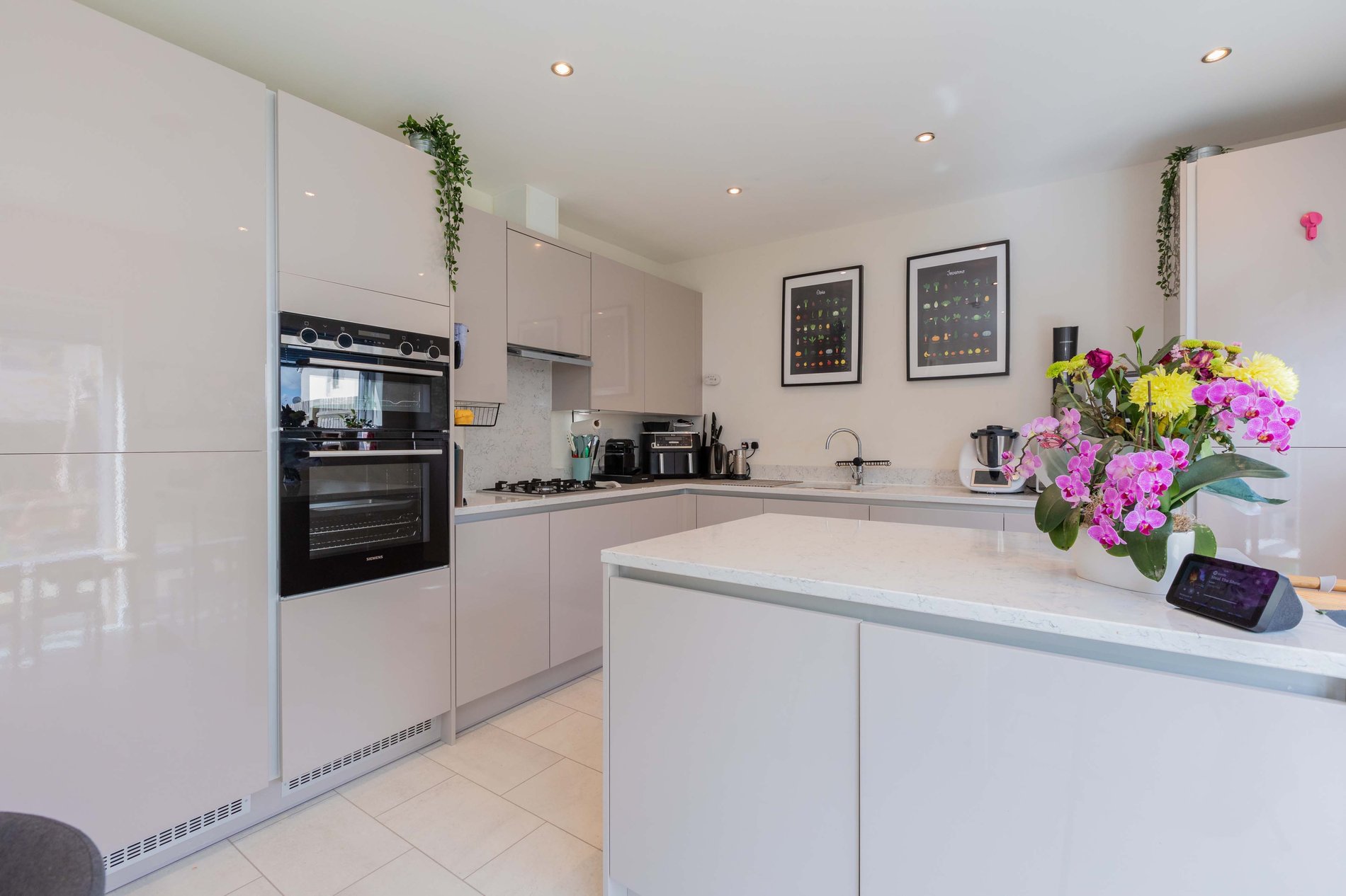 3 bed detached house for sale in Auriol Way, Maidenhead  - Property Image 13