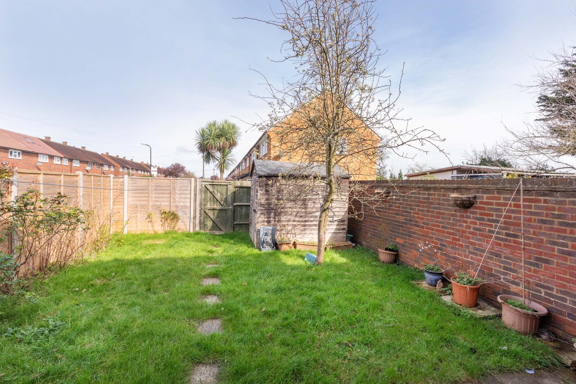 2 bed end of terrace house for sale in Spencer Road, Langley  - Property Image 2