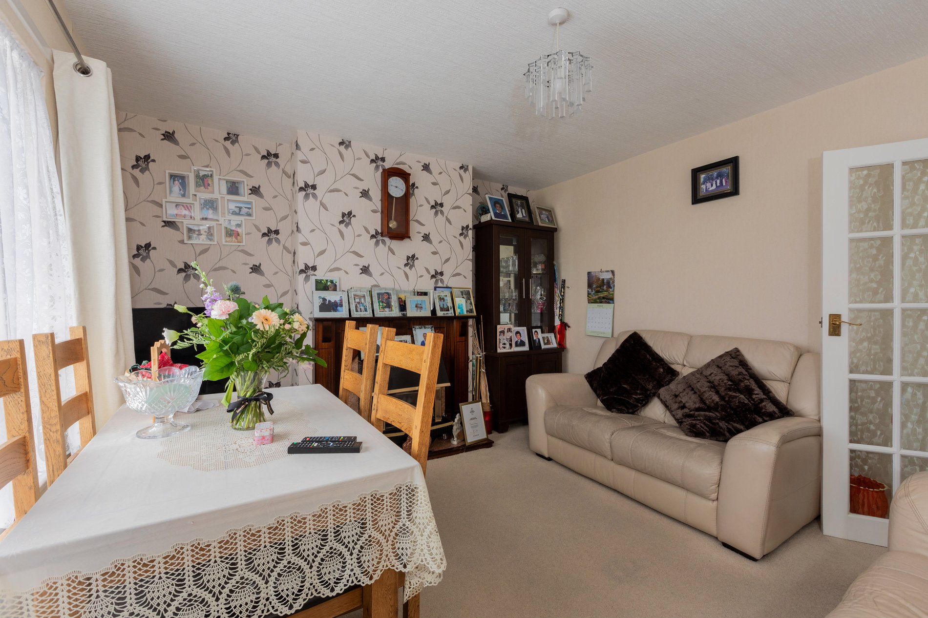 3 bed flat for sale in Reddington Drive, Langley  - Property Image 8