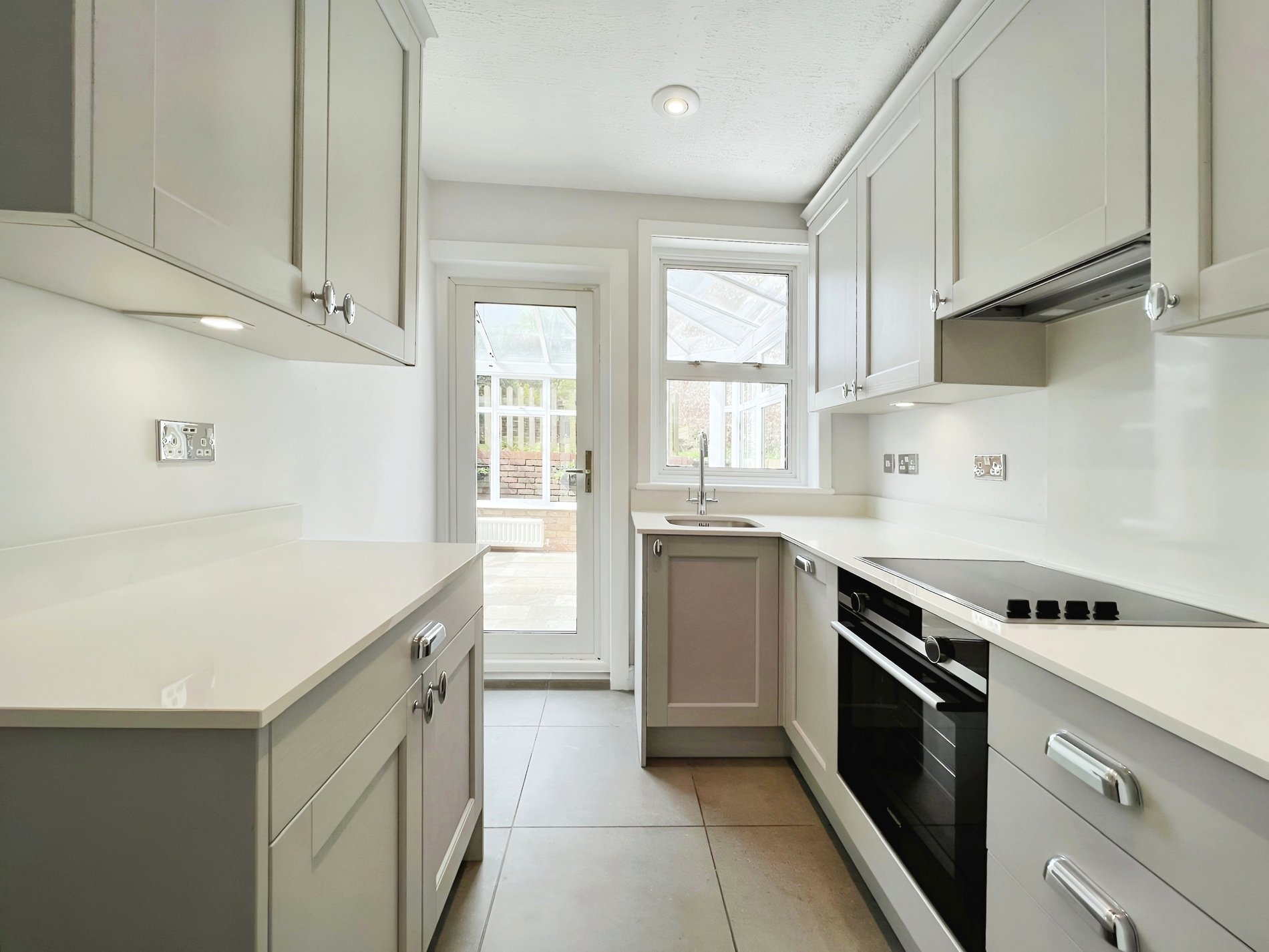 3 bed semi-detached house to rent in Station Road, Amersham  - Property Image 6