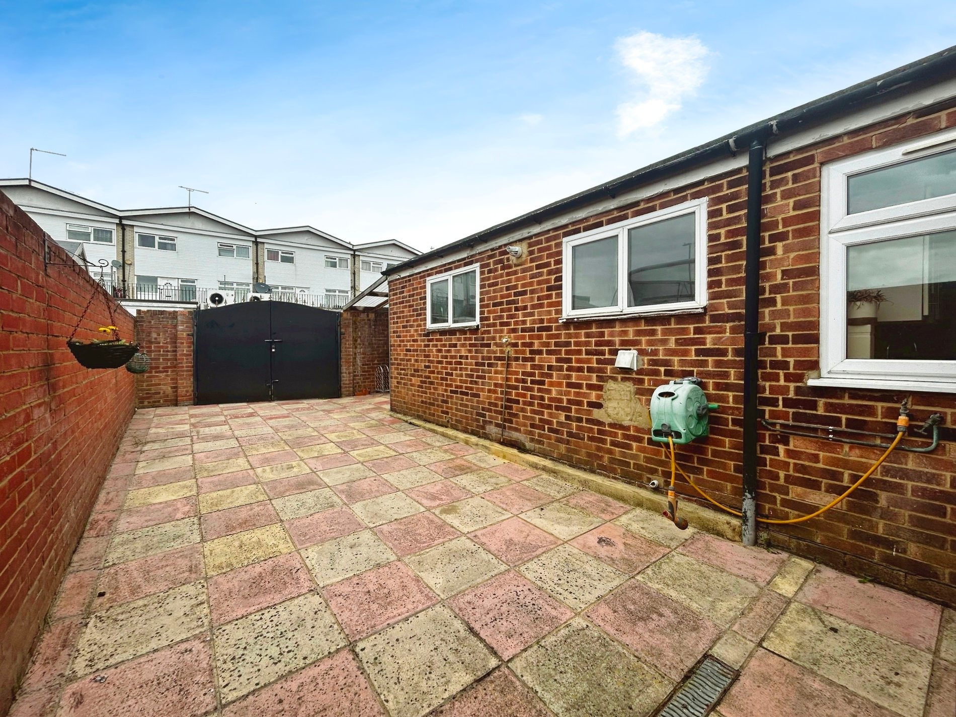 3 bed terraced house to rent in Humber Way, Langley  - Property Image 12
