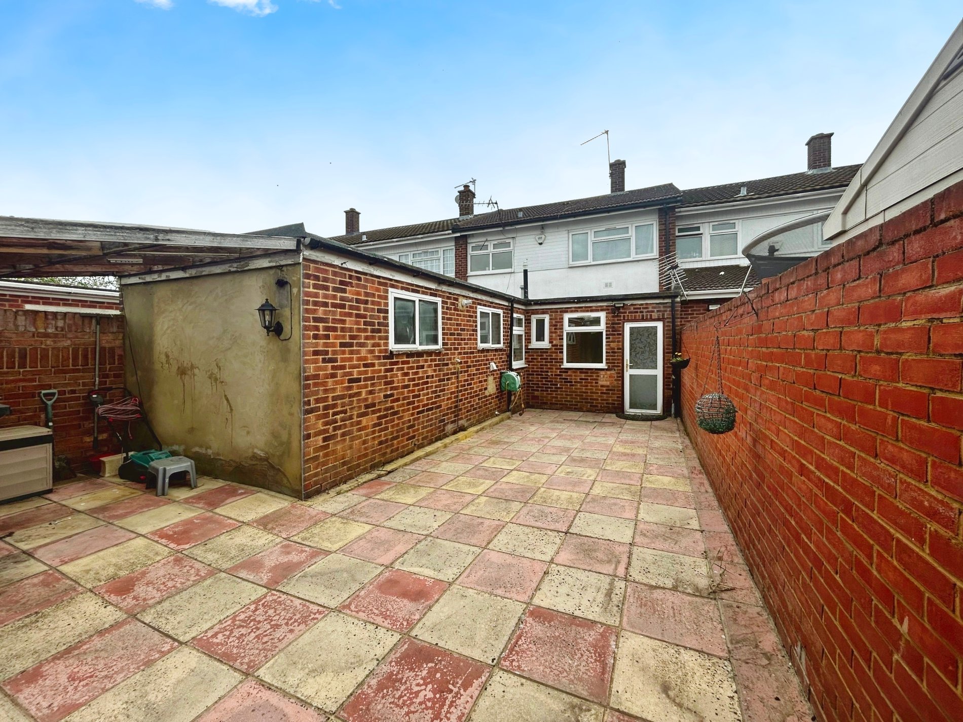 3 bed terraced house to rent in Humber Way, Langley  - Property Image 13
