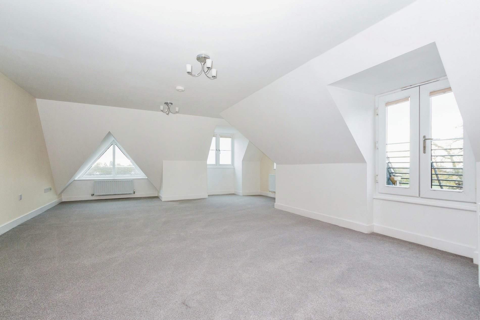 2 bed flat to rent in High Street, Iver  - Property Image 11