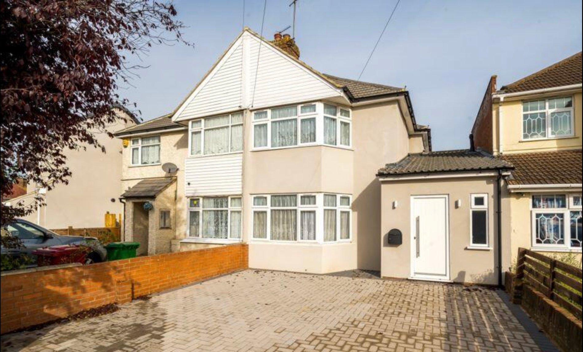 3 bed semi-detached house for sale in Thurston Road, Slough  - Property Image 1