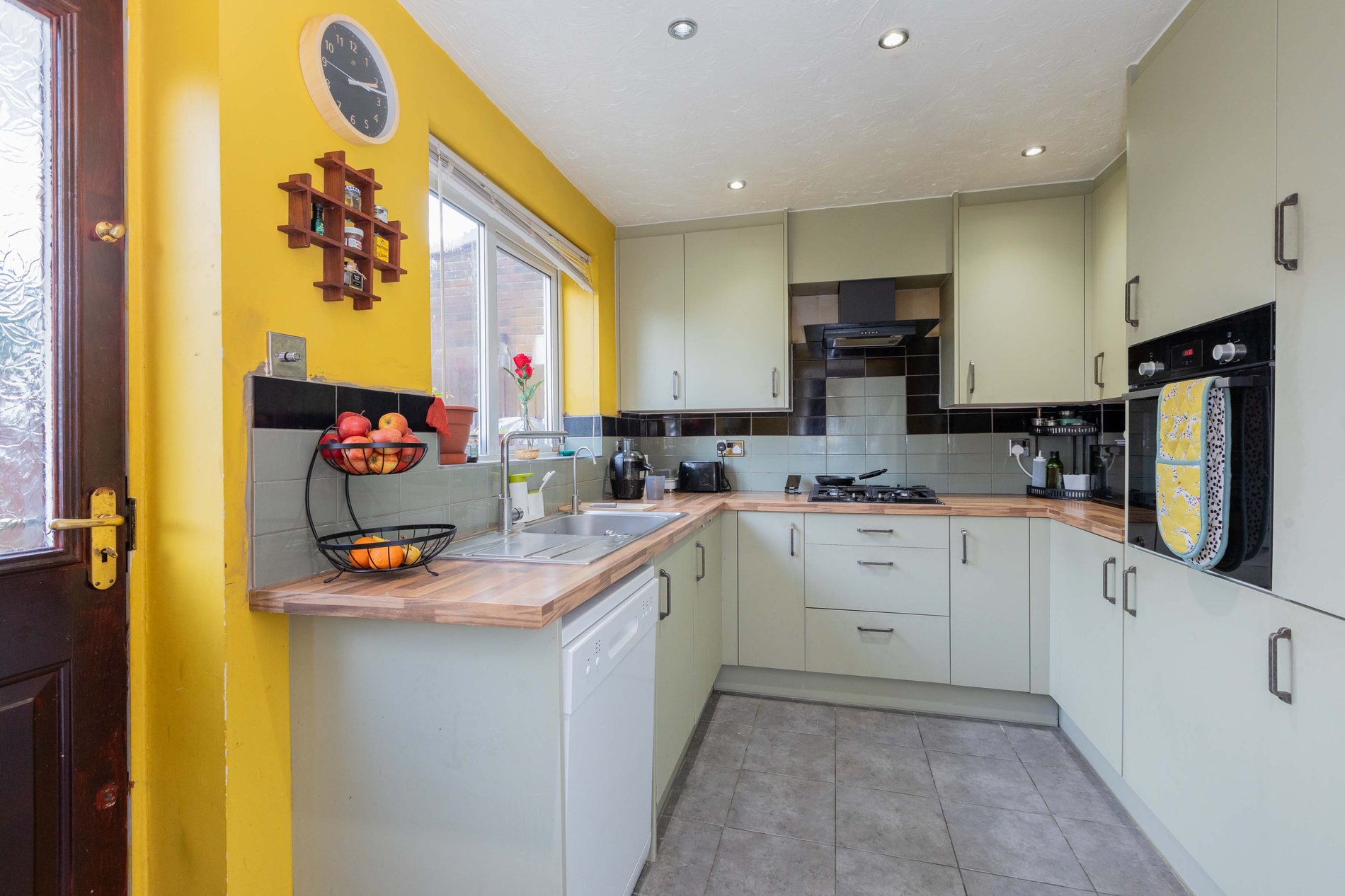 4 bed detached house for sale in Deverills Way, Langley  - Property Image 4
