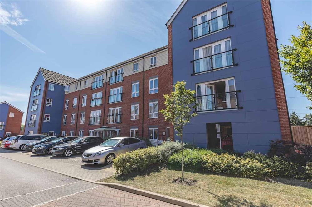 2 bed apartment for sale in Chadwick Road, Langley, Berkshire, Langley 0