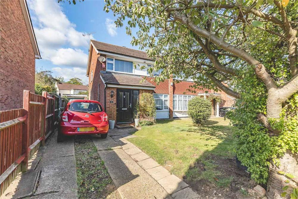 3 bed house for sale in Glaisyer Way, Iver Heath, Buckinghamshire, Iver Heath, SL0 