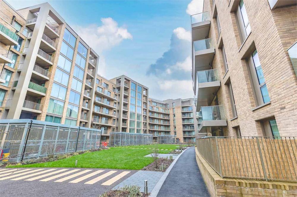 2 bed apartment for sale in Yardley Court, Garnet Place, West Drayton, Middlesex, West Drayton, UB7 