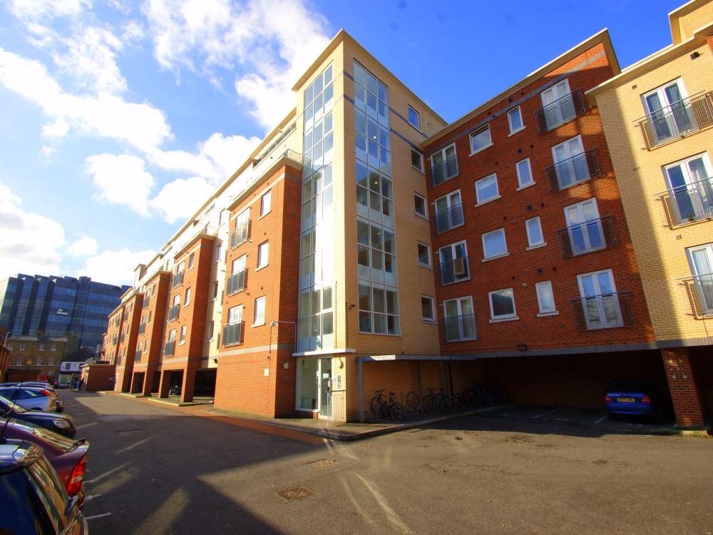 3 bed apartment for sale in Riverbank Point, High Street, Uxbridge, Middlesex, Uxbridge, UB8 