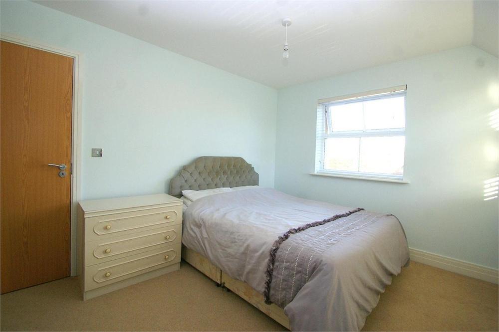 1 bed apartment to rent in Benjamin Lane, Wexham, Berkshire, Wexham, SL3 