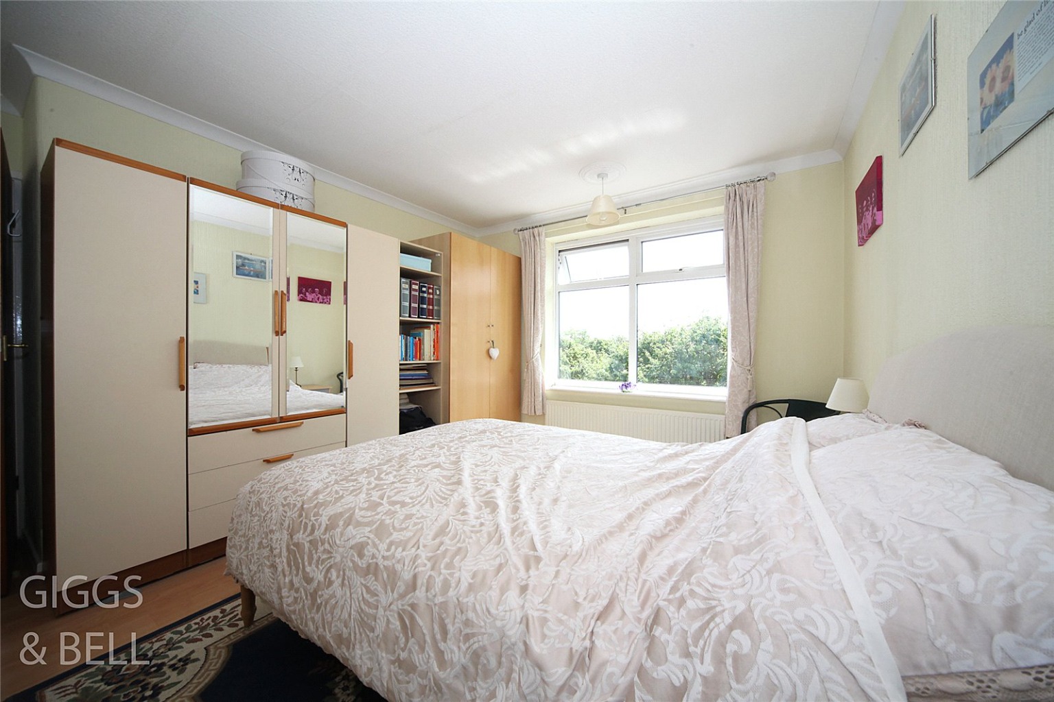 3 bed detached house for sale in Graham Gardens, Luton  - Property Image 16