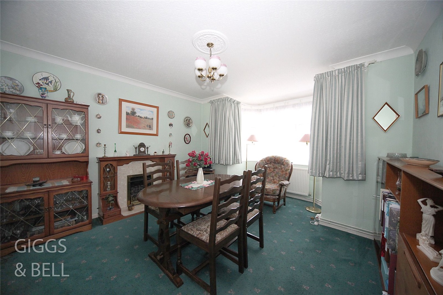 3 bed detached house for sale in Graham Gardens, Luton 1