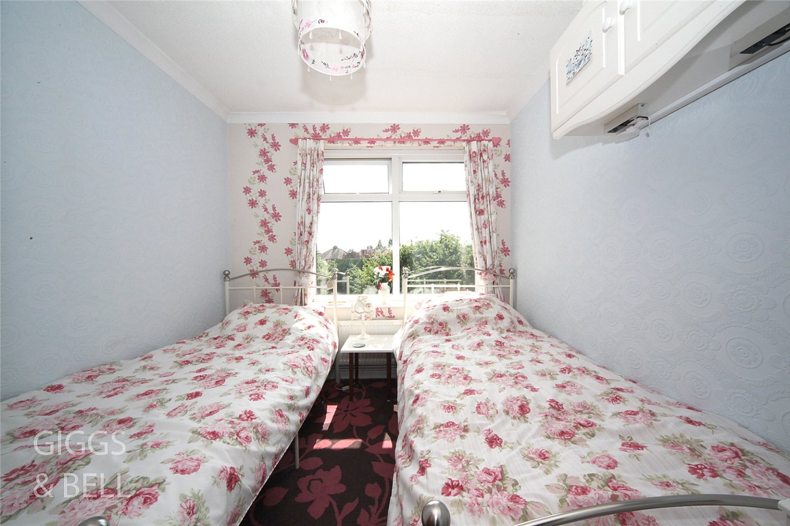 3 bed detached house for sale in Graham Gardens, Luton 16