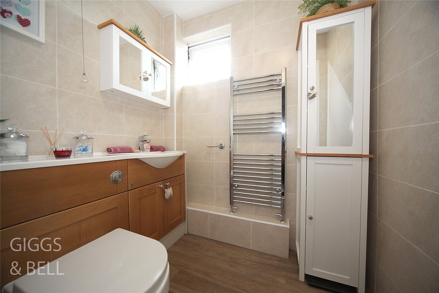 3 bed semi-detached house for sale in Forrest Crescent, Luton  - Property Image 10