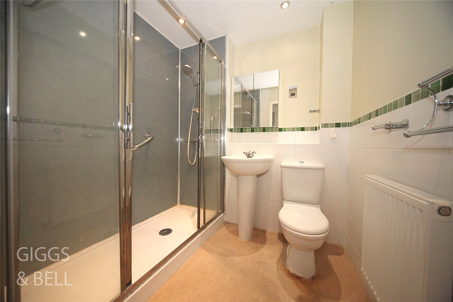 2 bed flat for sale in Kathleen Court, Luton  - Property Image 11