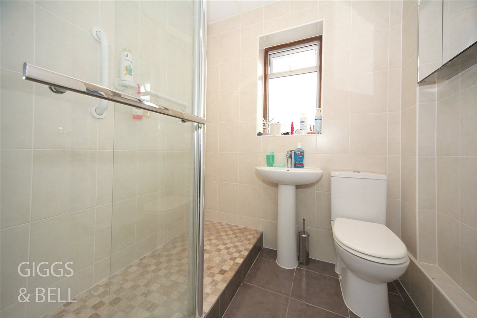 2 bed semi-detached bungalow for sale in Stopsley Way, Luton 7