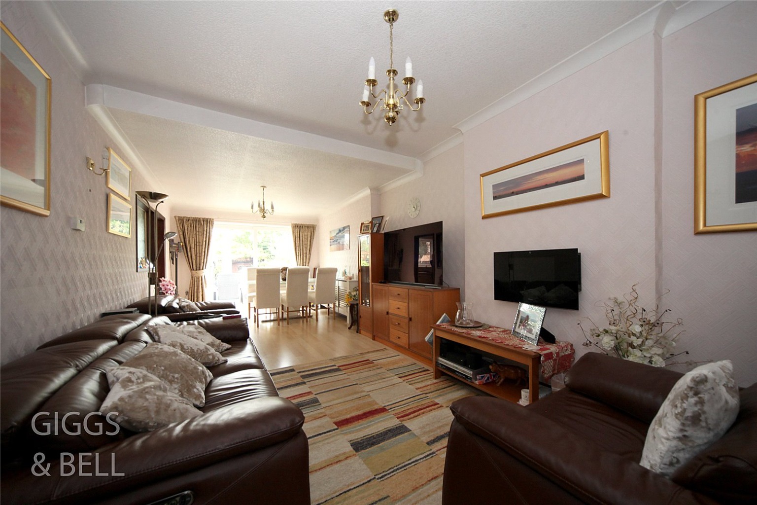 3 bed semi-detached bungalow for sale in Stanford Road, Luton 1