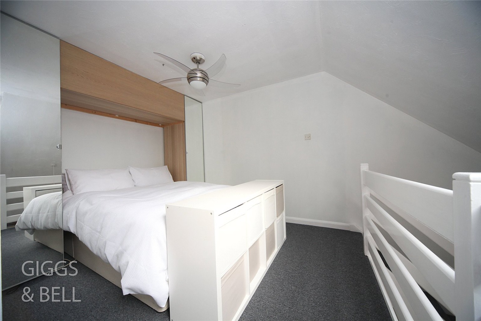 1 bed terraced house for sale in Oregon Way, Luton 6