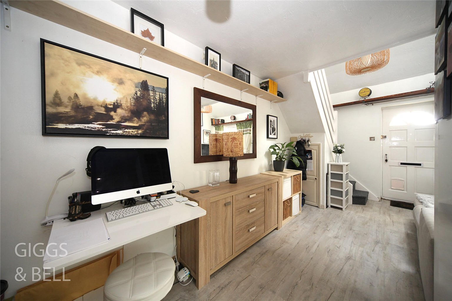1 bed terraced house for sale in Oregon Way, Luton  - Property Image 3