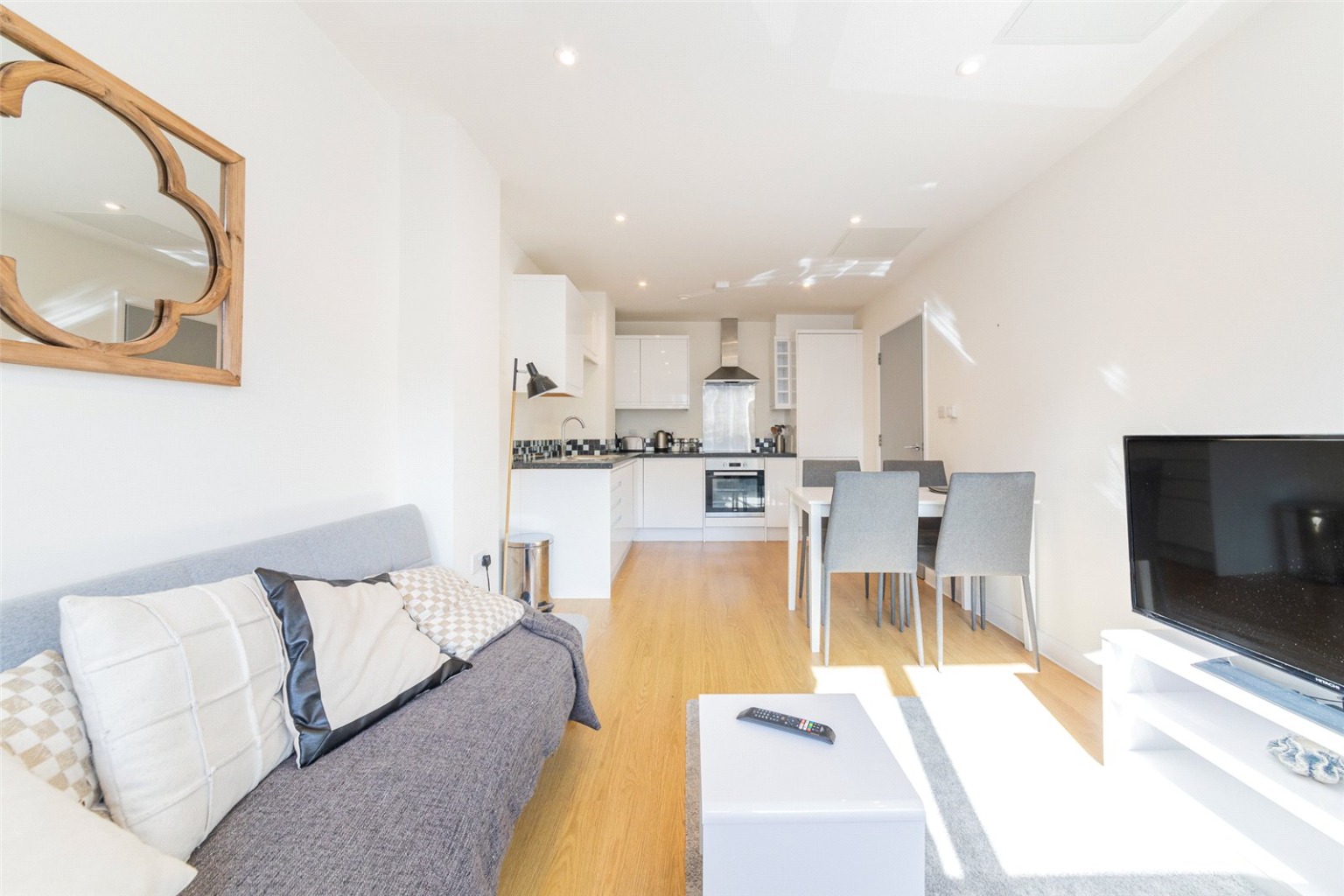 1 bed flat for sale in Napier Road, Luton 3