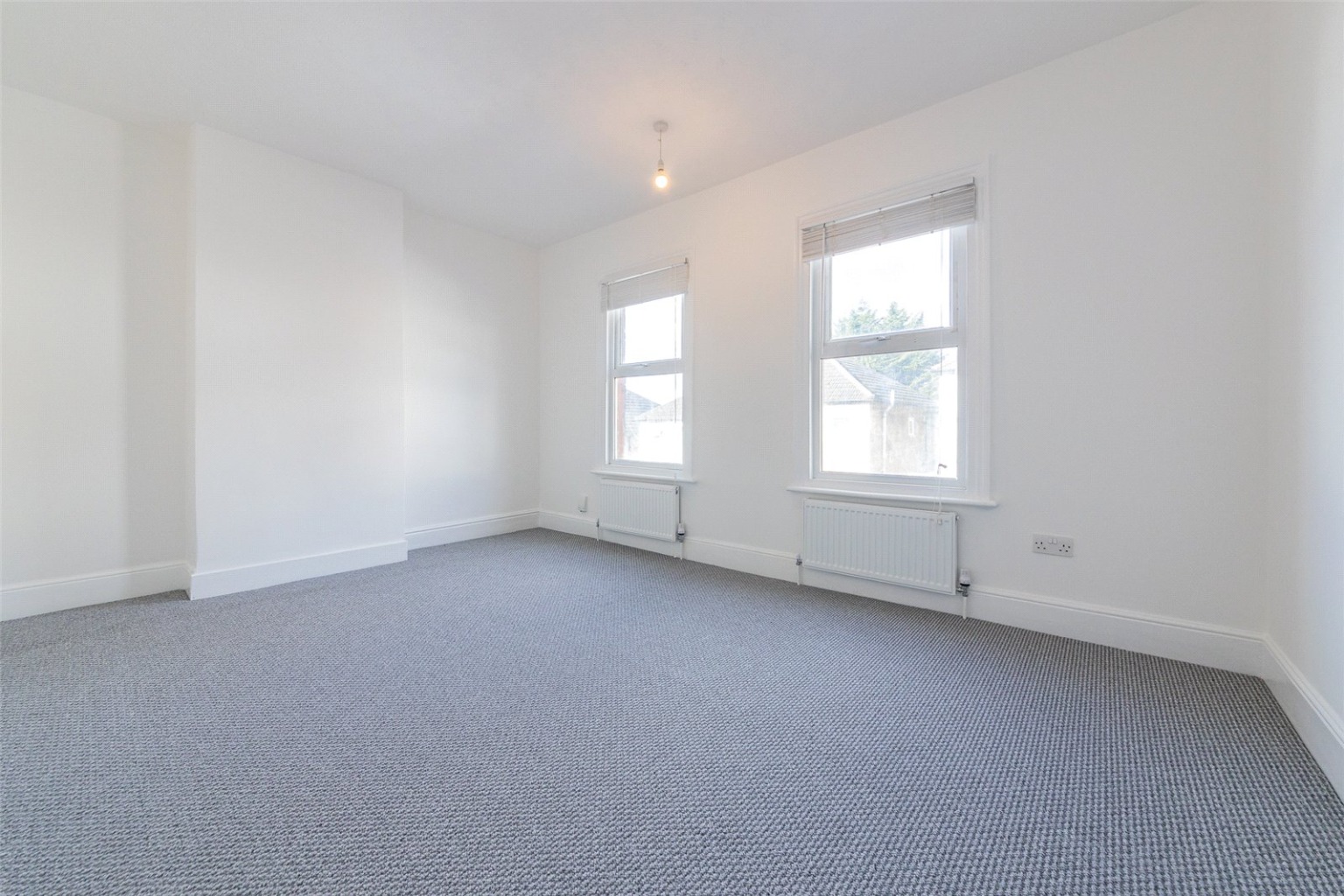 3 bed terraced house for sale in Talbot Road, Luton  - Property Image 7