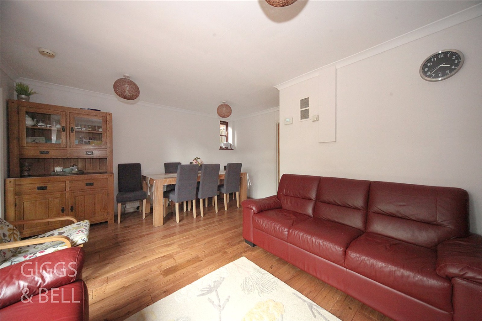 4 bed semi-detached house for sale in Tenby Drive, Luton  - Property Image 4