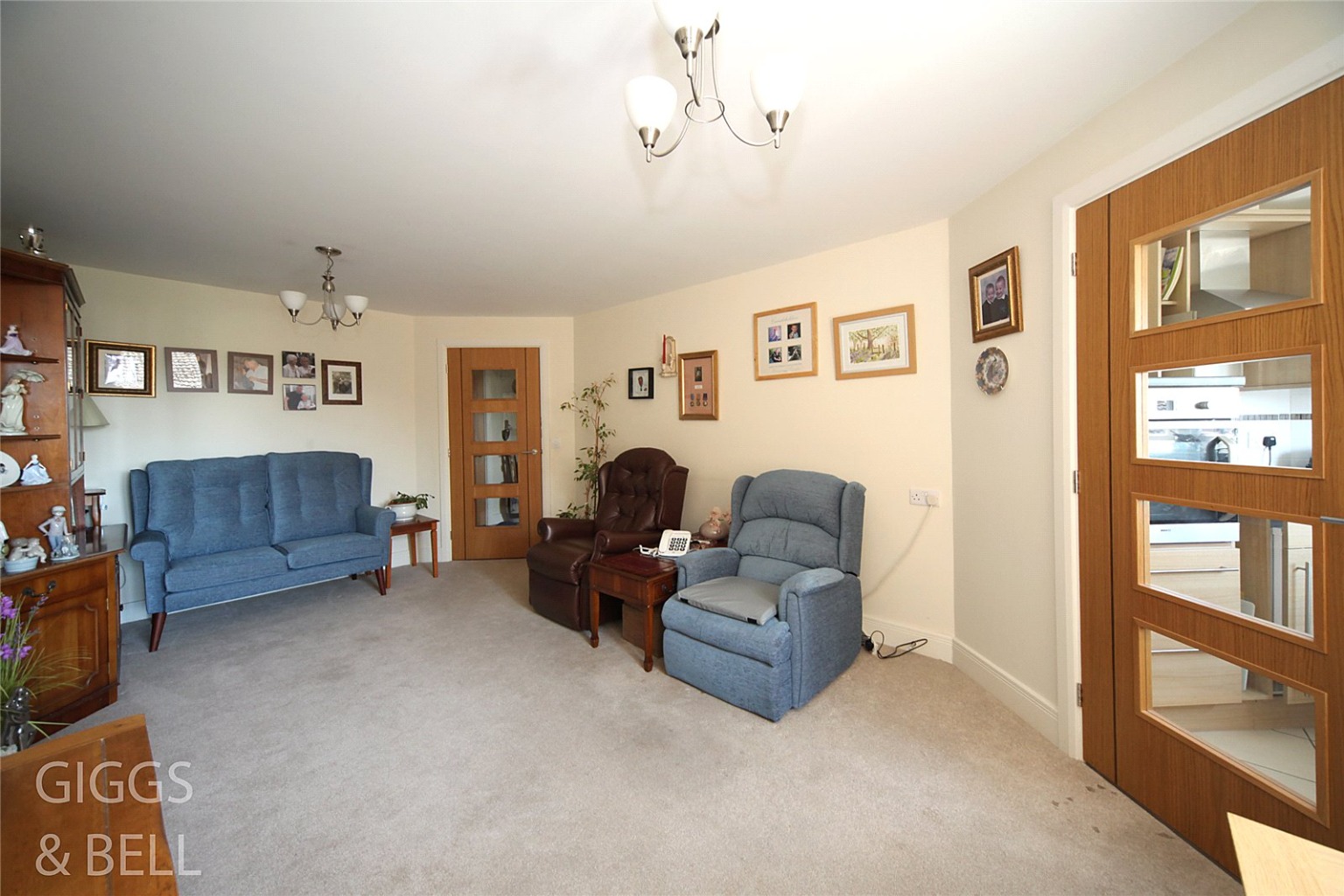 1 bed flat for sale in Cannon Lane, Luton 4