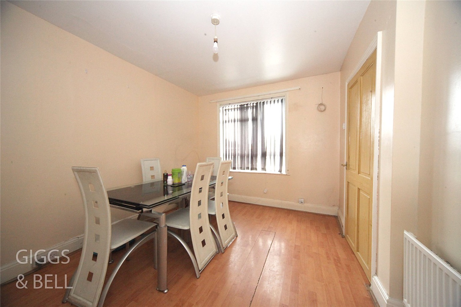 3 bed terraced house for sale in Denbigh Road, Luton 8
