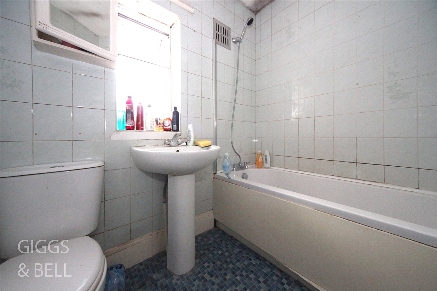 3 bed terraced house for sale in Denbigh Road, Luton 12