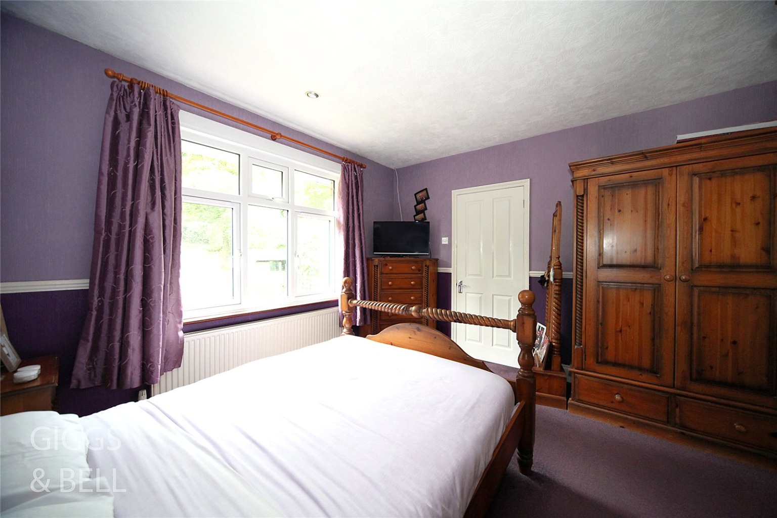 3 bed detached house for sale in Wardown Crescent, Luton  - Property Image 12