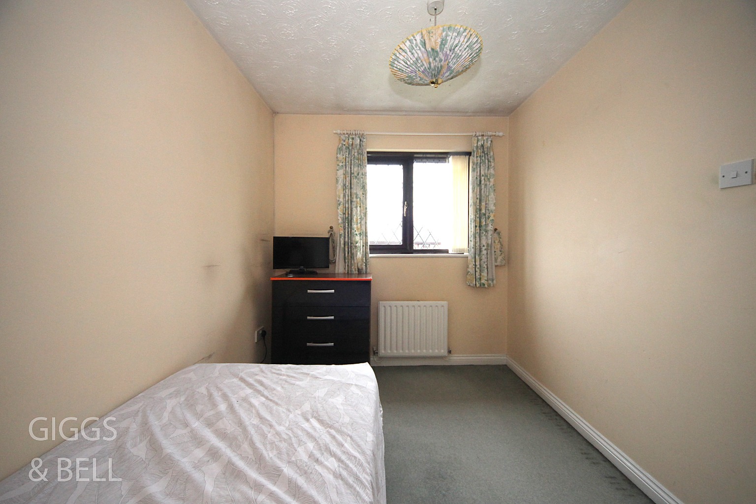 4 bed semi-detached house for sale in Launton Close, Luton 13