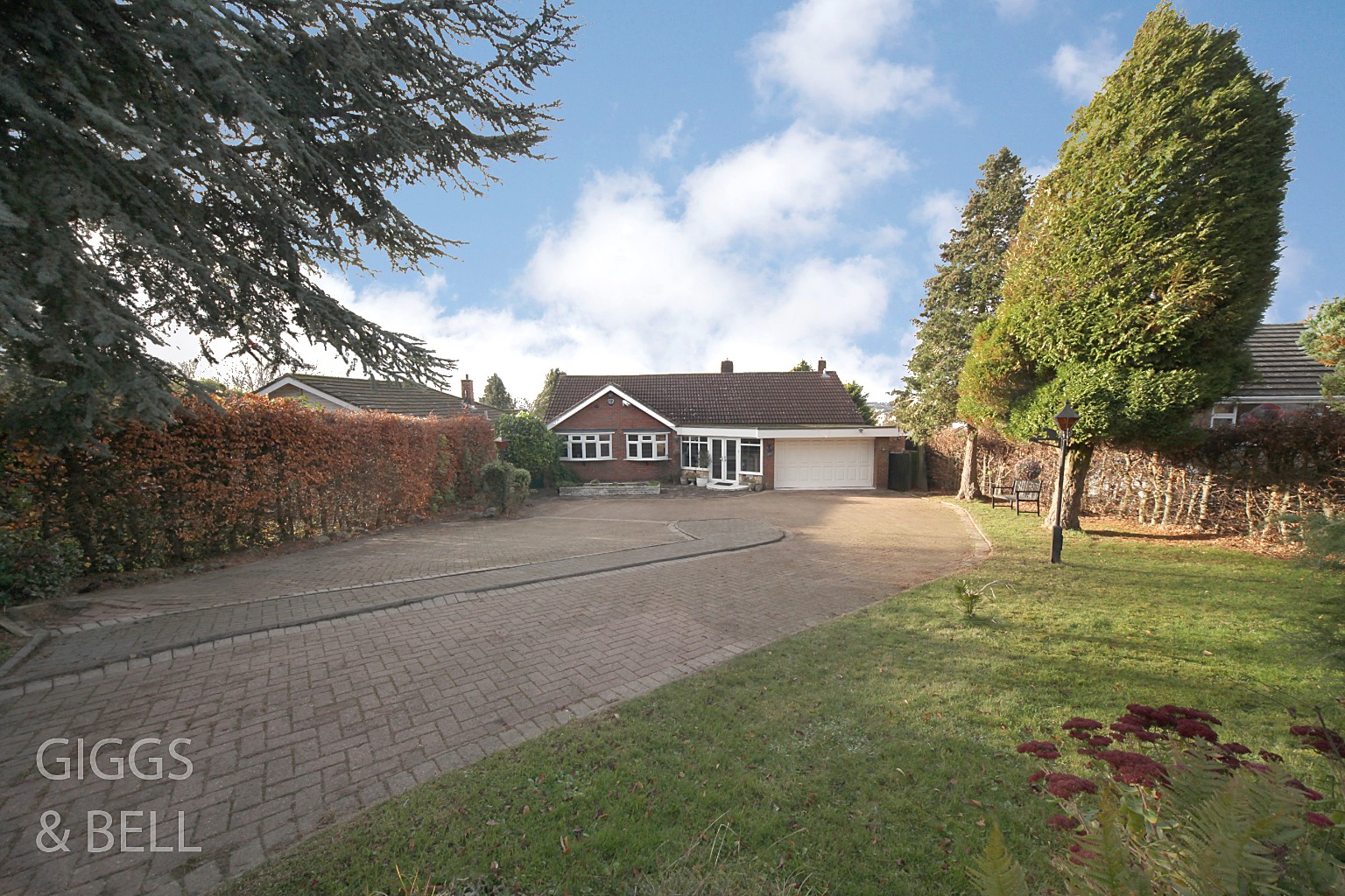 3 bed bungalow for sale in Wendover Way, Luton  - Property Image 28