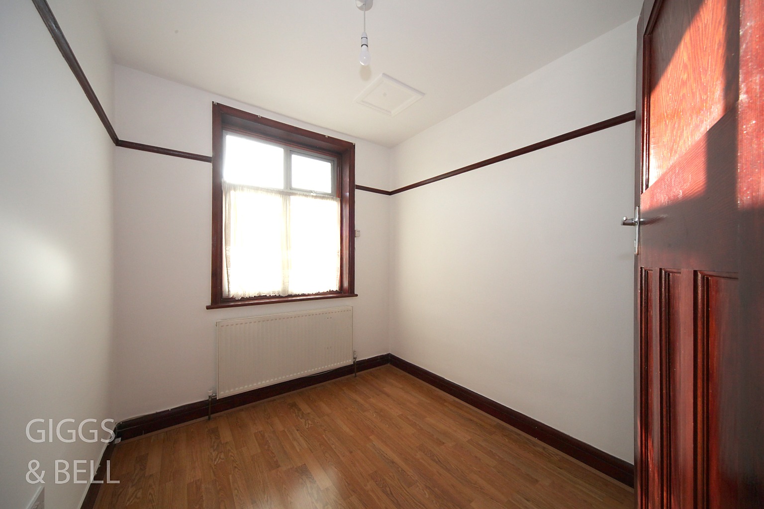 3 bed terraced house for sale in Clarendon Road, Luton 14