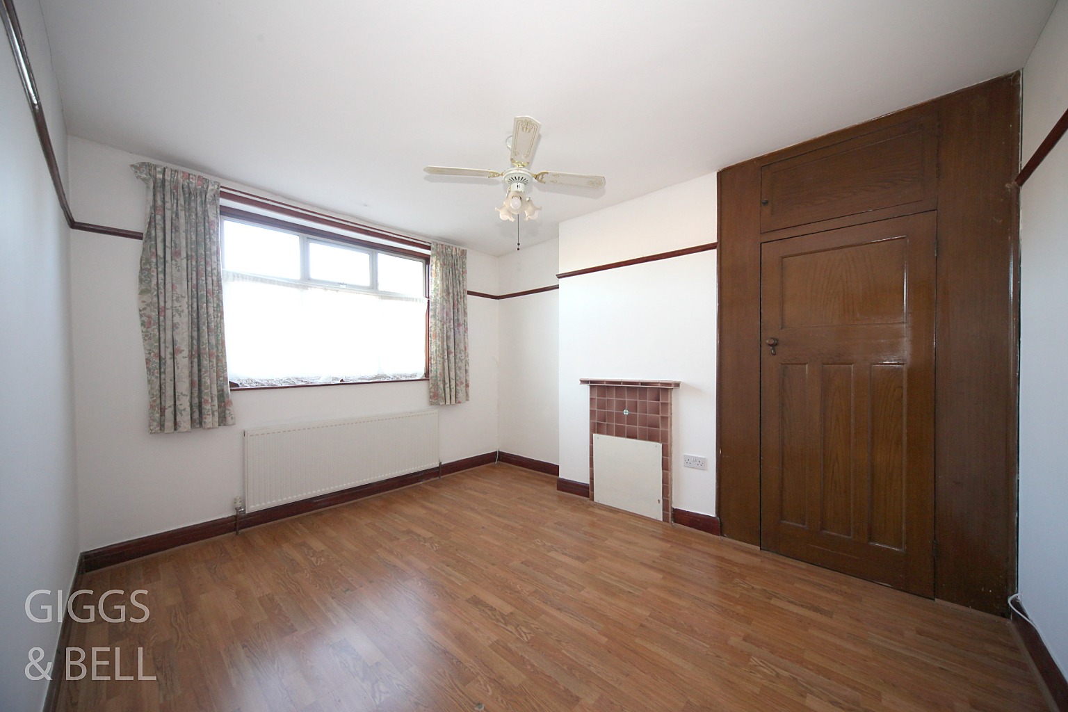 3 bed terraced house for sale in Clarendon Road, Luton 13