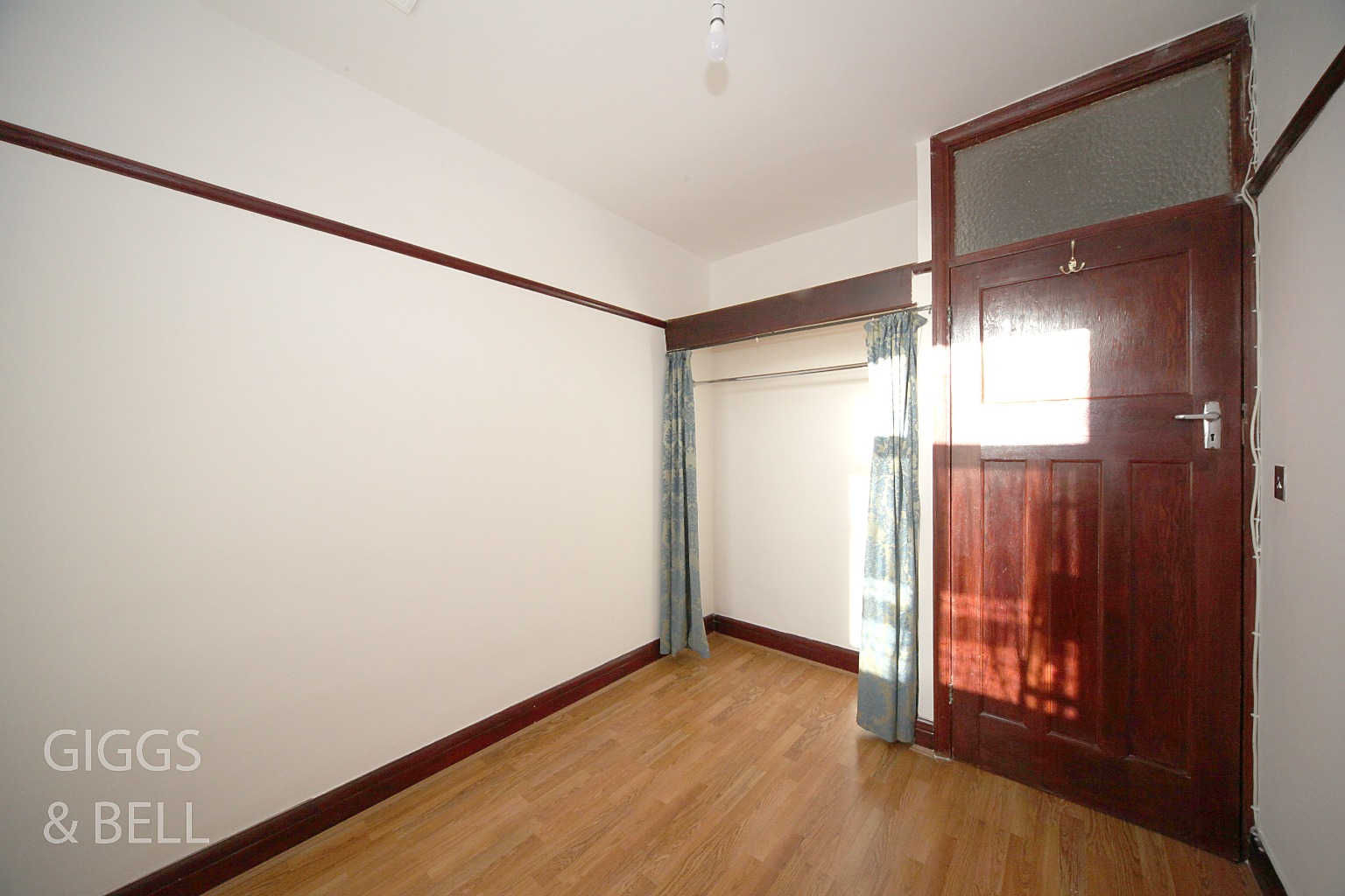 3 bed terraced house for sale in Clarendon Road, Luton  - Property Image 16