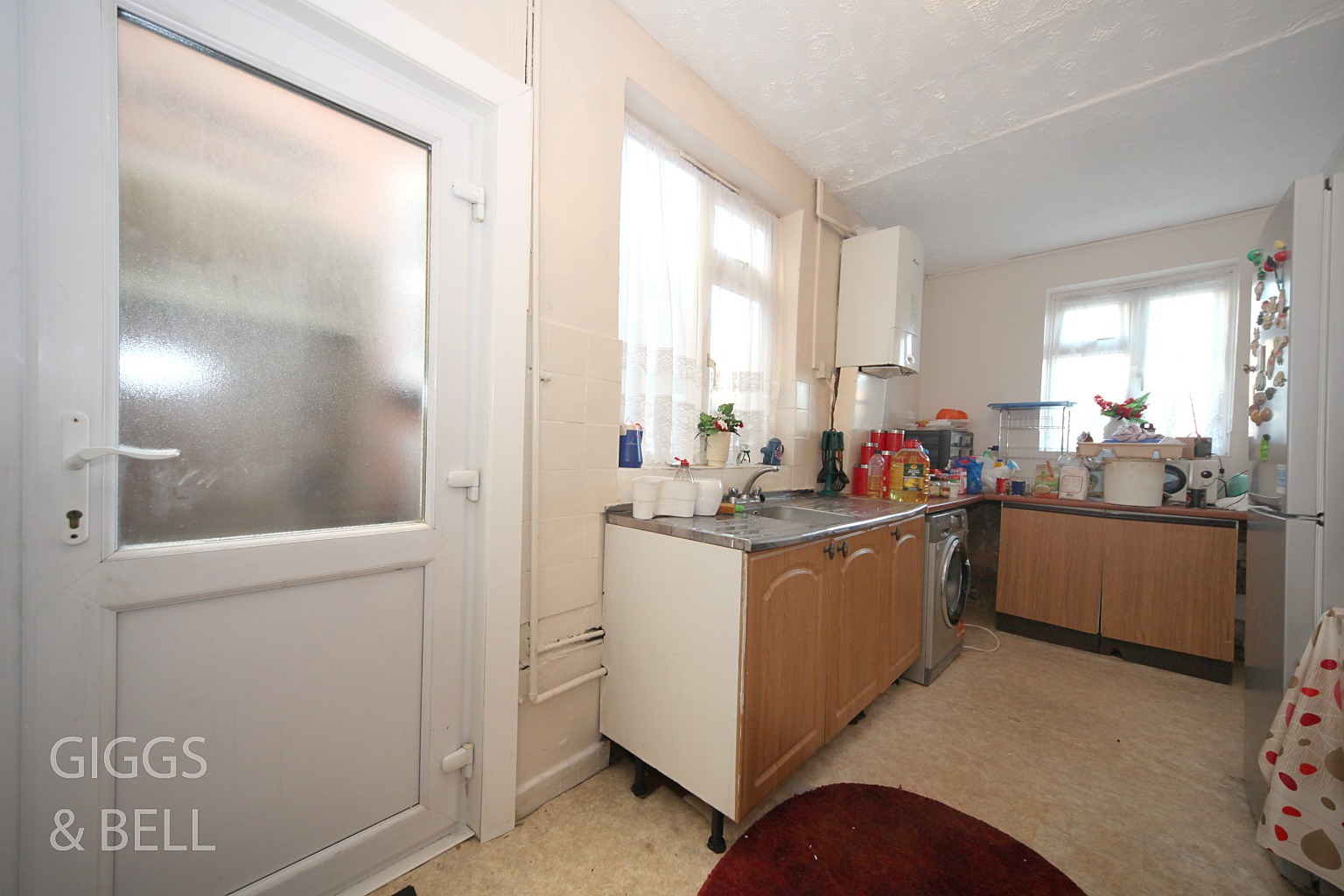 3 bed semi-detached house for sale in Kingsway, Luton  - Property Image 5