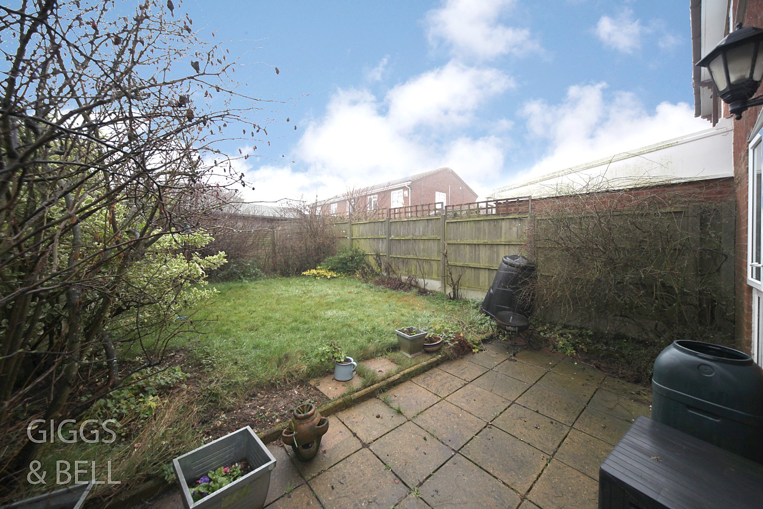 2 bed semi-detached house for sale in Linbridge Way, Luton  - Property Image 12