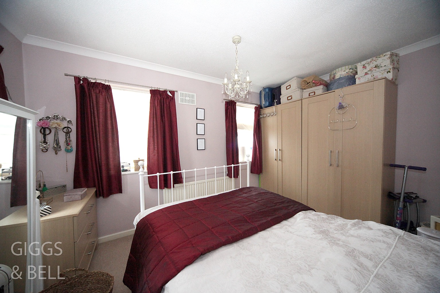 2 bed semi-detached house for sale in Linbridge Way, Luton  - Property Image 9
