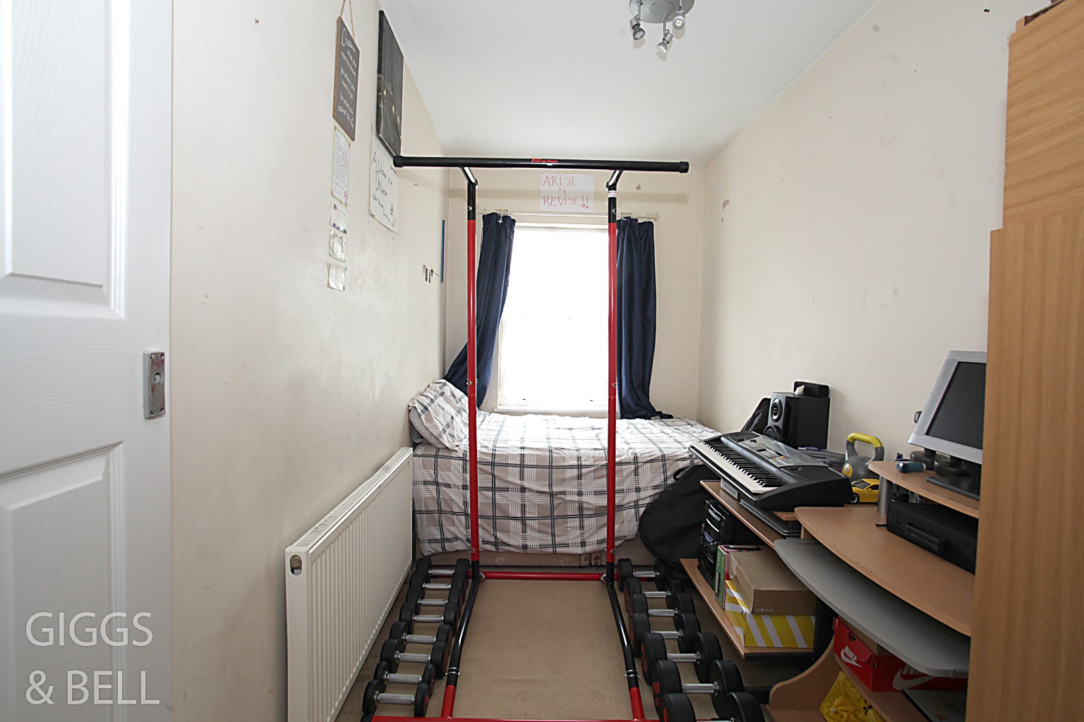 4 bed terraced house for sale in Russell Rise, Luton  - Property Image 12