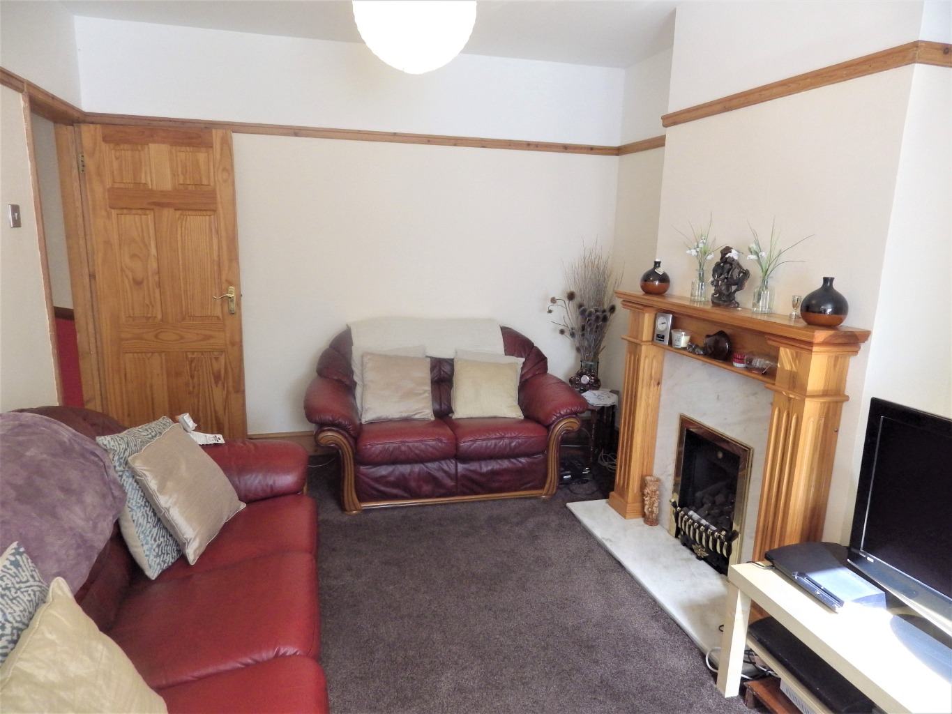 3 bed terraced house for sale in Stockingstone Road, Luton 3