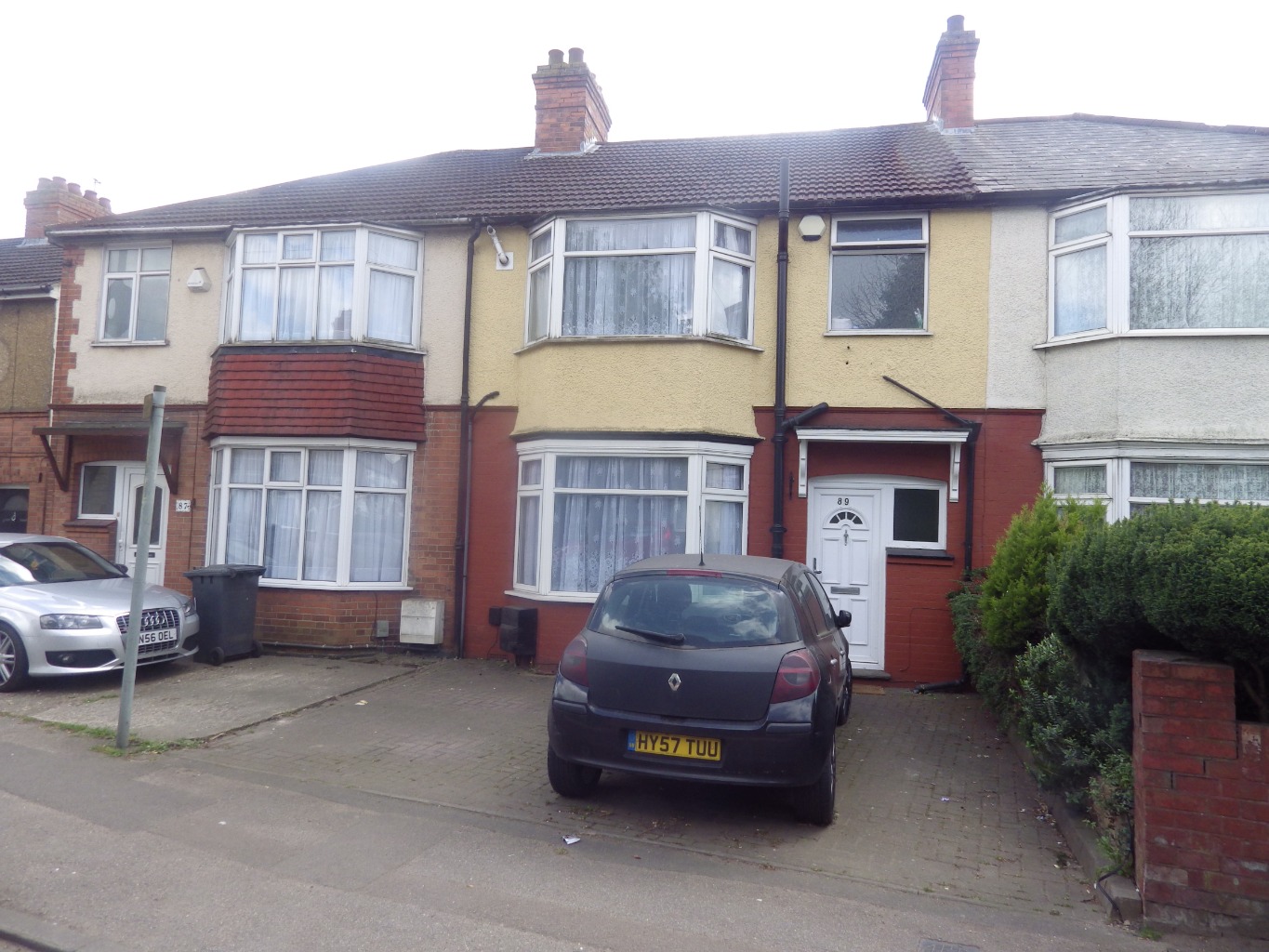 3 bed terraced house for sale in Stockingstone Road, Luton, LU2 