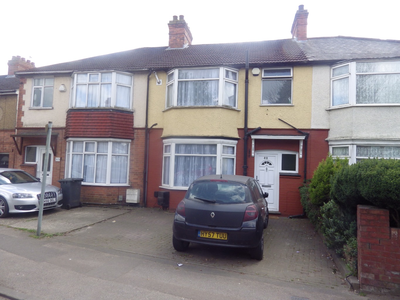 3 bed terraced house for sale in Stockingstone Road, Luton - Property Image 1