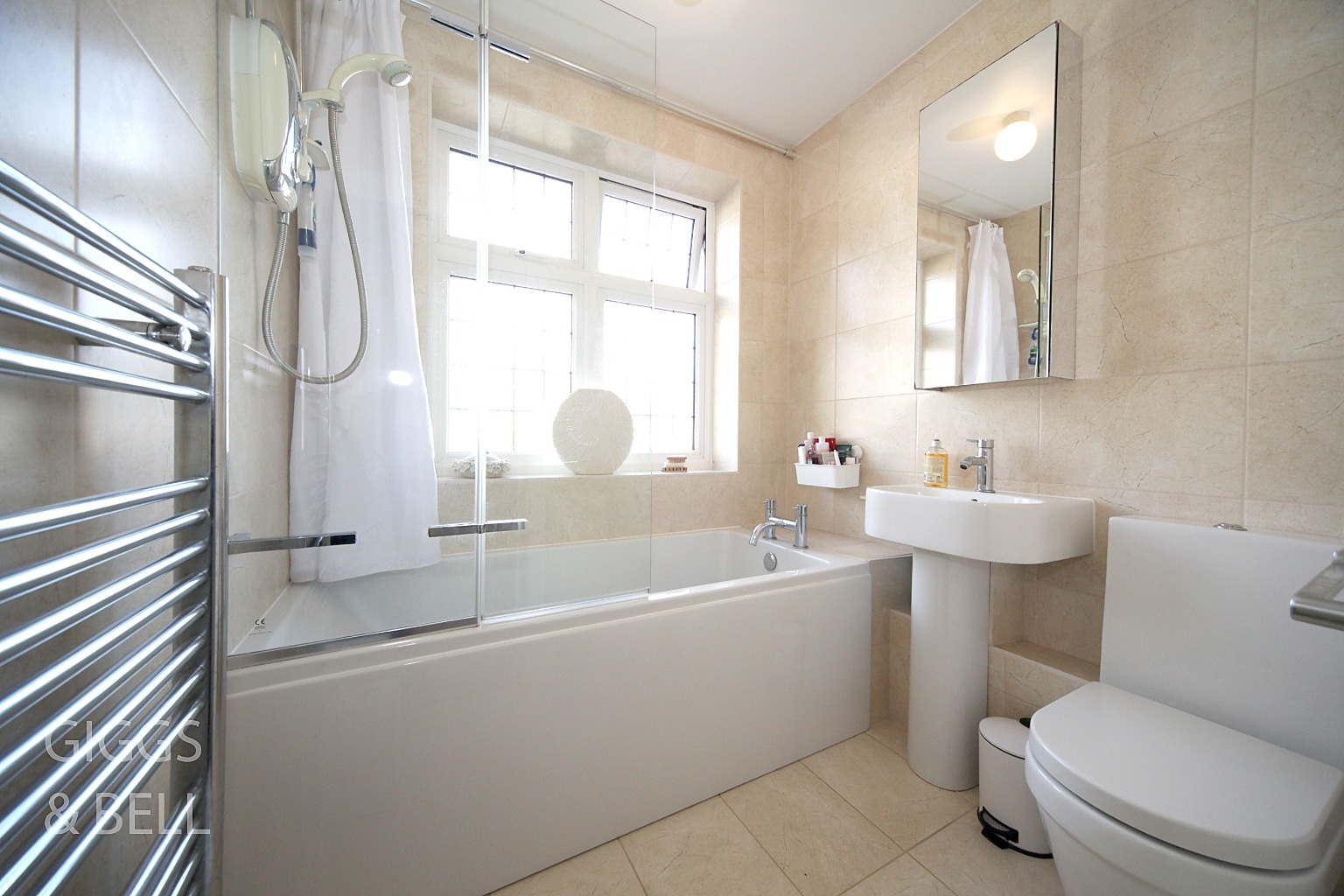 3 bed semi-detached house for sale in Cutenhoe Road, Luton  - Property Image 16