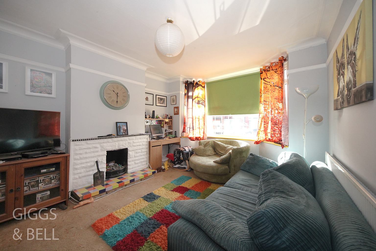 3 bed semi-detached house for sale in Stockingstone Road, Luton  - Property Image 2
