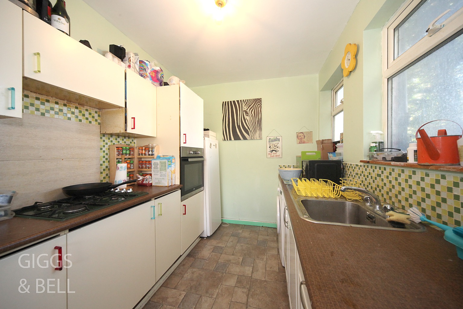3 bed semi-detached house for sale in Stockingstone Road, Luton  - Property Image 7